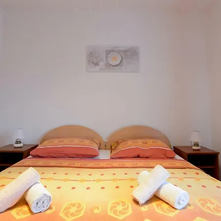 Apartmens Leona Zadar Exterior photo
