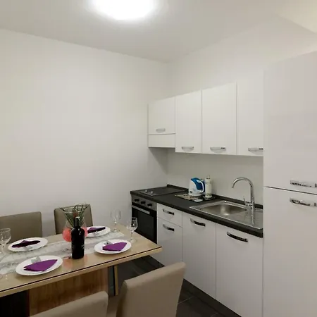 Apartmens Leona Zadar Exterior photo