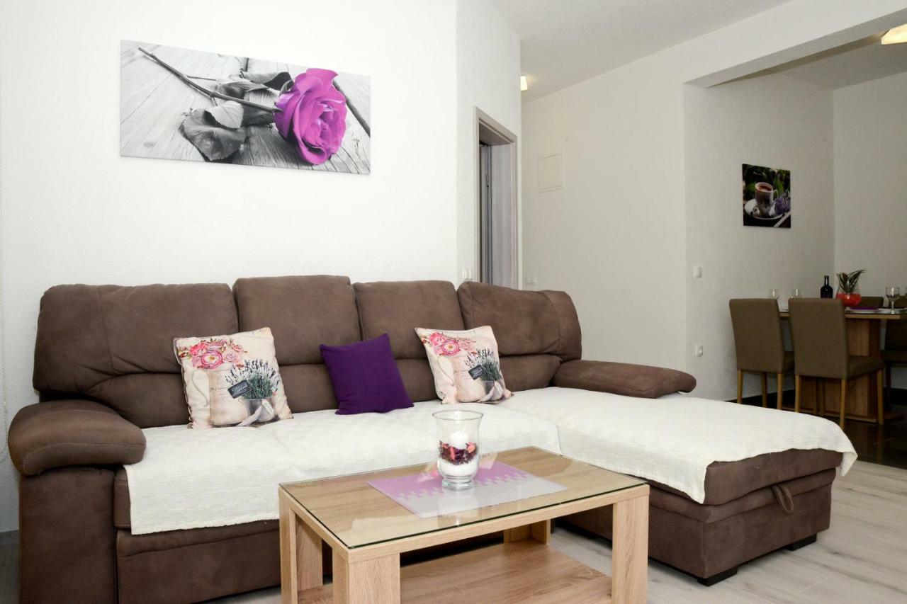 Apartment Apartmens Leona *